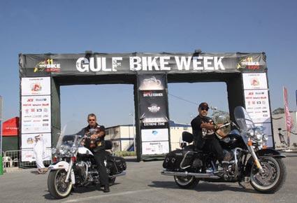 أكبر مهرجان للدرّاجات الناريّة في دبي